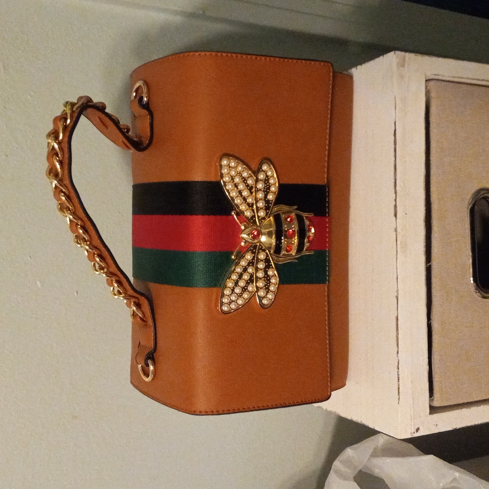 New bag comes with the strap